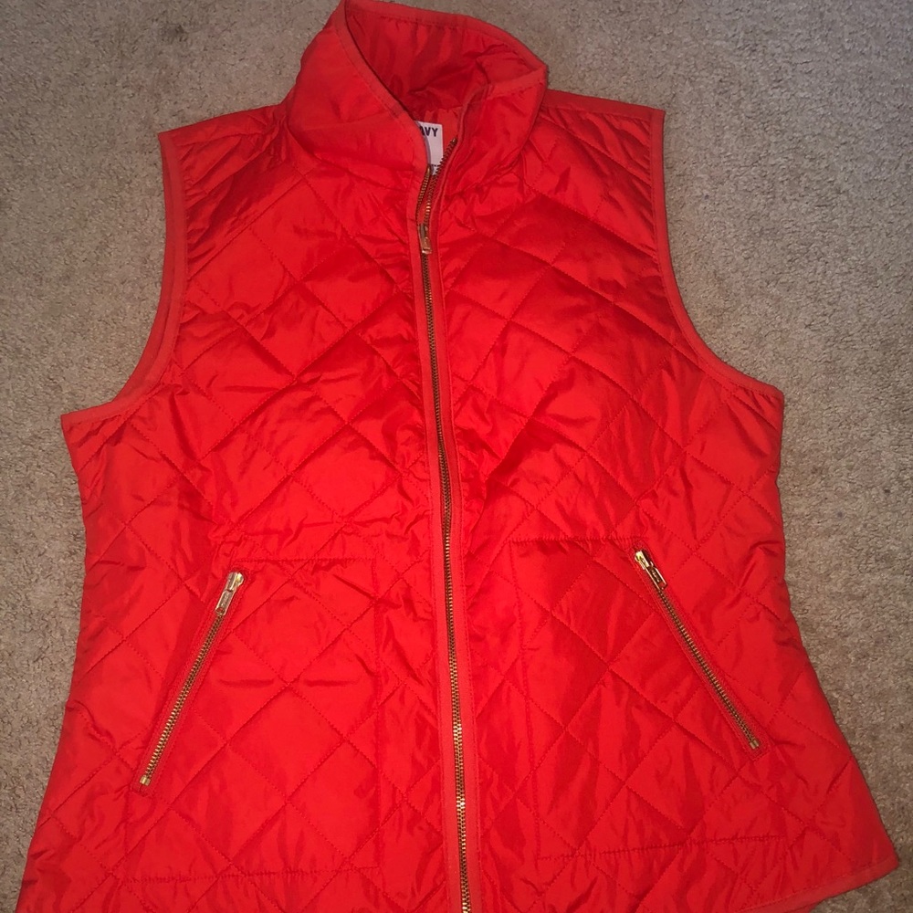 Slightly puffy vest